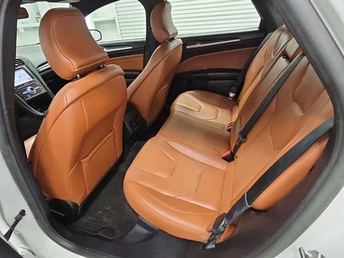 Used 2019 Ford Fusion Titanium AWD/4WD image 29