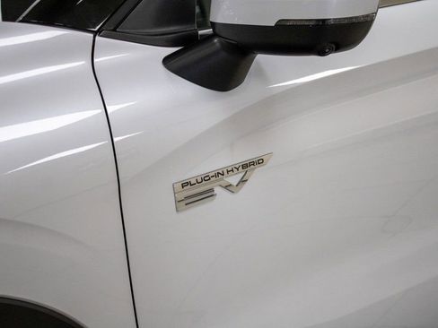 Used 2024 Mitsubishi Outlander SE image 7