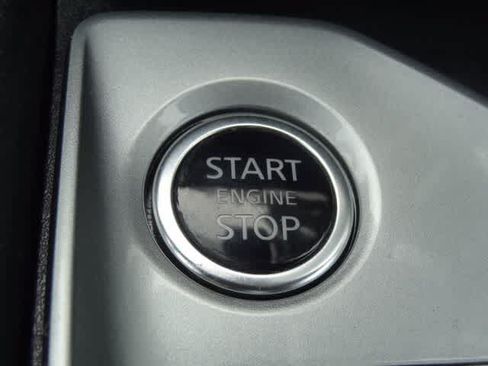 Used 2025 Nissan Altima 2.5 SV FWD image 24