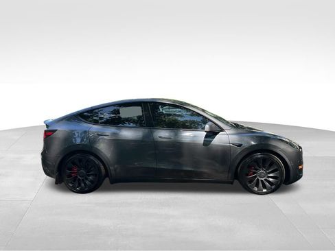 Used 2023 Tesla Model Y Performance AWD/4WD image 6