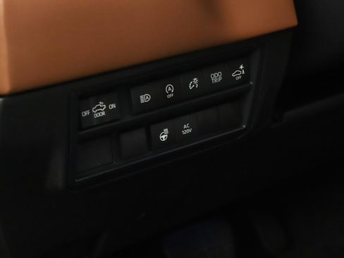 Used 2024 Toyota Tundra 1794 Edition image 9