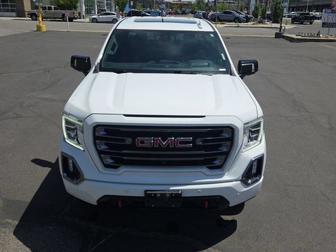 Used 2021 GMC Sierra 1500 AT4 w/ AT4 Value Package AWD/4WD image 9