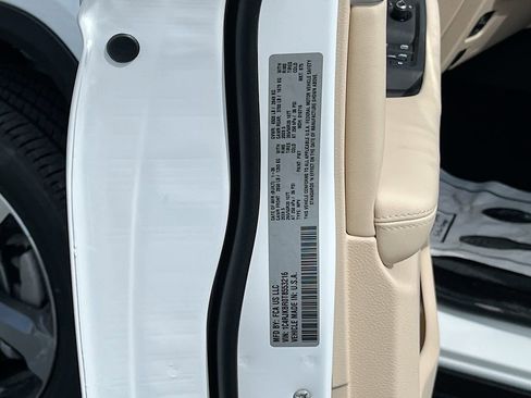 New 2026 Jeep Grand Cherokee L Limited image 33