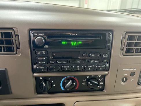 Used 2003 Ford F250 XL RWD image 14