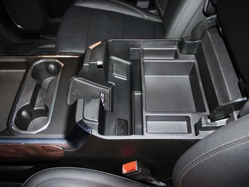 Used 2025 GMC Sierra 3500 SLT w/ SLT Premium Package image 48