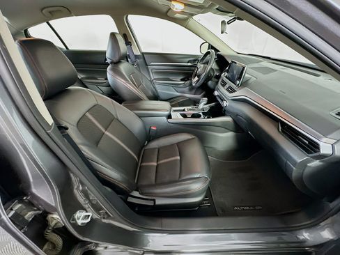 Used 2023 Nissan Altima 2.5 SR image 28