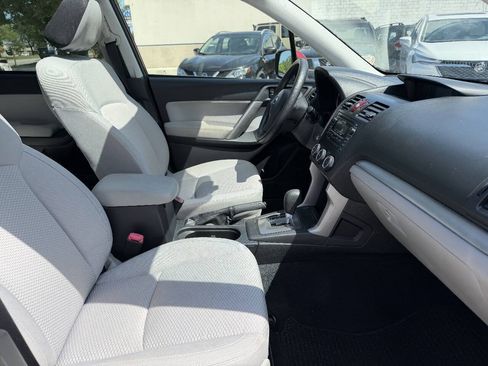 Used 2014 Subaru Forester 2.5i Premium w/ All-Weather Package AWD/4WD image 12
