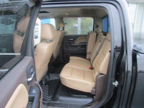 Used 2018 GMC Sierra 2500 Denali image 19