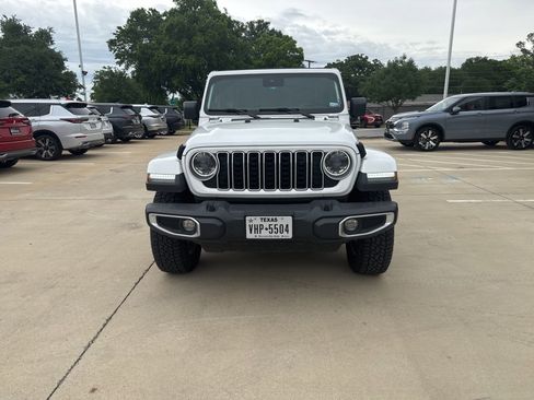 Used 2024 Jeep Wrangler Unlimited Sahara w/ Safety Group AWD/4WD image 2