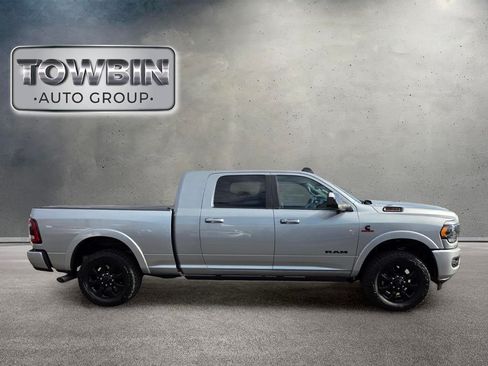 Used 2022 RAM 2500 Limited AWD/4WD image 3