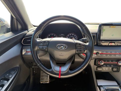 Used 2019 Hyundai Veloster Turbo Ultimate image 12
