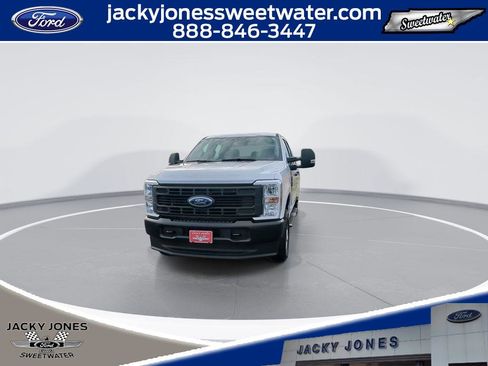 New 2026 Ford F250 XL image 3