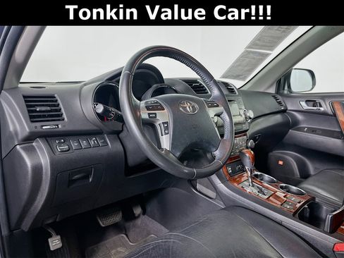 Used 2012 Toyota Highlander Limited image 10