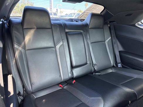 Used 2015 Dodge Challenger SXT Plus image 22