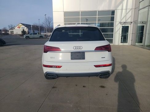 Used 2024 Audi Q5 2.0T Premium Plus w/ Premium Plus Package image 6