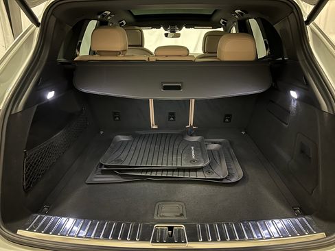 Certified 2022 Porsche Cayenne image 28