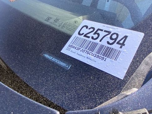 Used 2025 BMW 530i RWD image 23