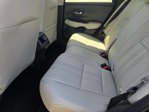 Certified 2026 Honda HR-V EX-L image 17