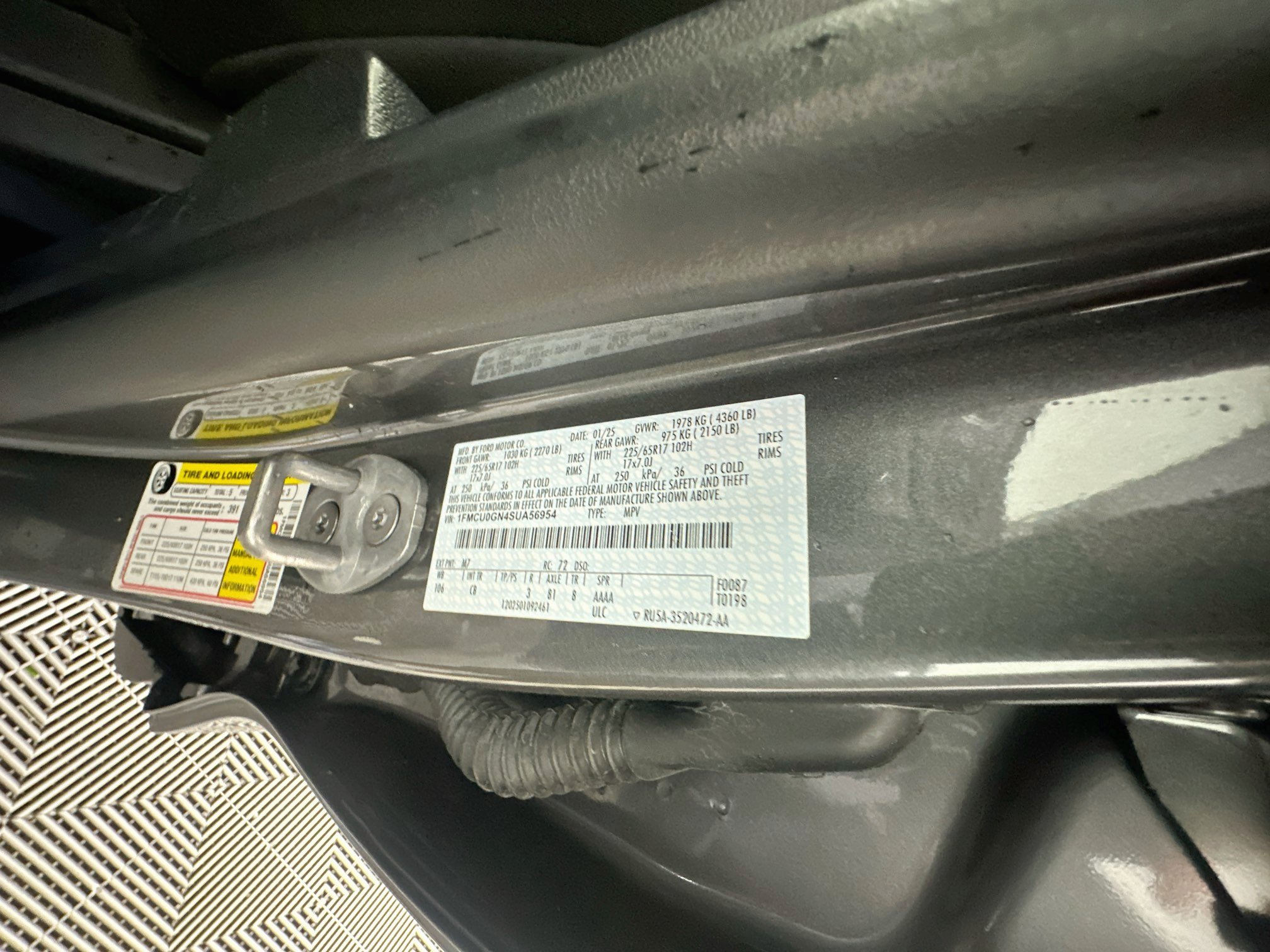 Used 2025 Ford Escape Active FWD image 12