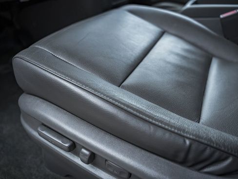 Used 2017 Honda Odyssey Touring Elite image 36