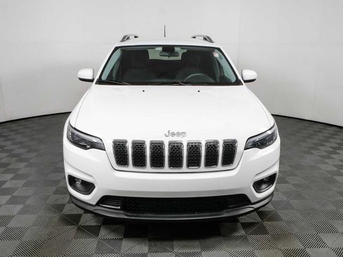 Used 2019 Jeep Cherokee Latitude w/ Popular Appearance Group FWD image 25
