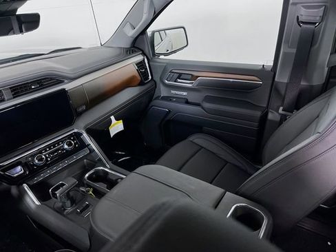 Certified 2025 GMC Sierra 1500 Denali w/ Technology Package image 23