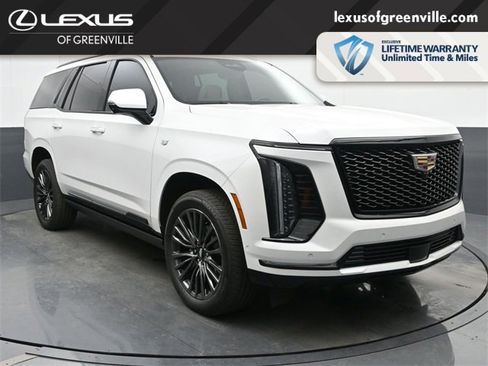 Used 2025 Cadillac Escalade Sport Platinum image 2