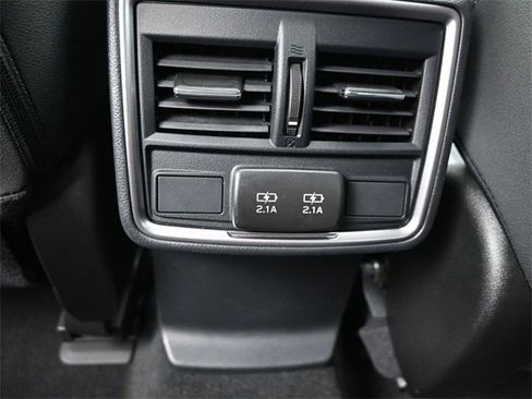 Certified 2023 Subaru Forester Premium image 17