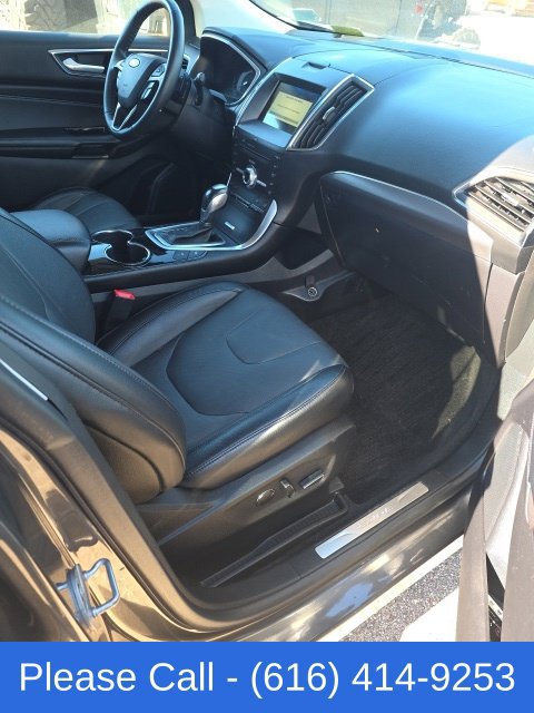 Used 2018 Ford Edge Titanium w/ Equipment Group 302A AWD/4WD image 8