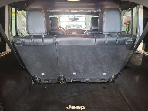 Used 2016 Jeep Wrangler Unlimited Sport image 11