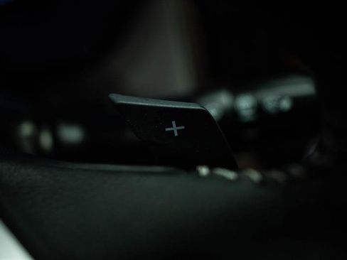 Used 2024 Subaru Outback Premium image 19