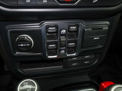 Used 2019 Jeep Wrangler Unlimited Sport S AWD/4WD image 21