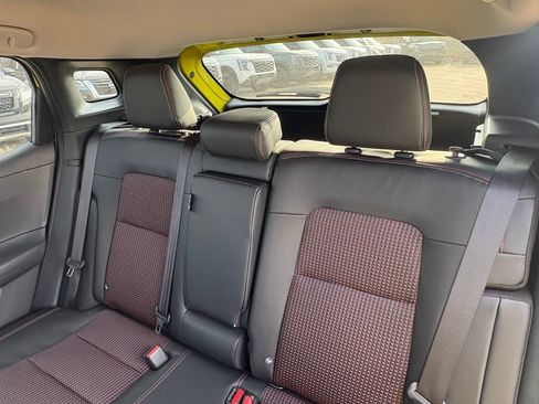 New 2026 Nissan Kicks SR w/ Cold Weather Package FWD image 24