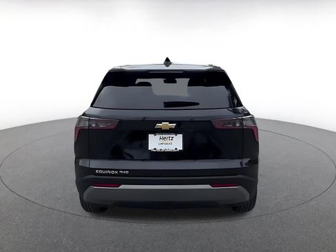 Used 2025 Chevrolet Equinox LT image 12