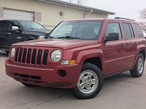 Used 2010 Jeep Patriot Sport image 1