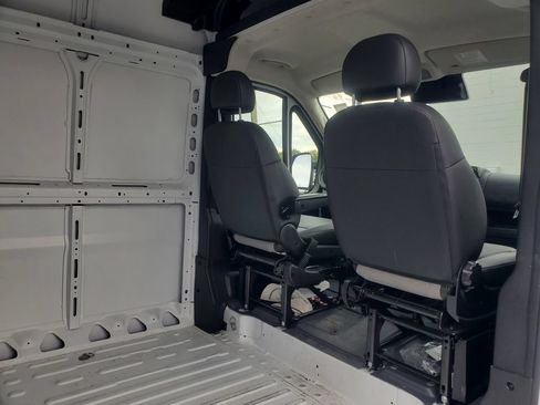 Used 2026 RAM ProMaster 2500 w/ Convenience Group FWD image 25