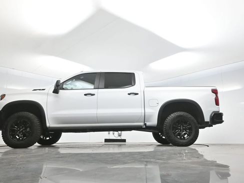 Used 2025 Chevrolet Silverado 1500 ZR2 AWD/4WD image 67