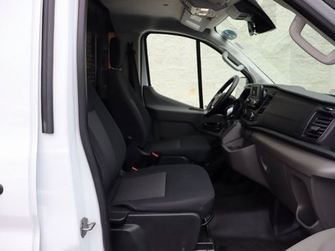Used 2024 Ford Transit 250 Low Roof w/ Exterior Upgrade Package image 31
