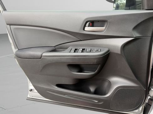 Used 2015 Honda CR-V LX image 15