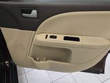 Used 2009 Mercury Sable Premier image 3