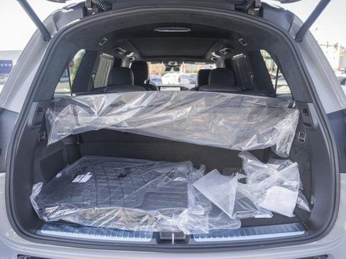 New 2026 Mercedes-Benz GLS 580 4MATIC image 11