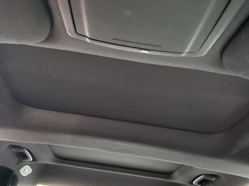 Used 2013 Lincoln MKS AWD image 6