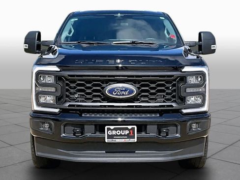 Used 2023 Ford F250 XL w/ STX Appearance Package AWD/4WD image 4