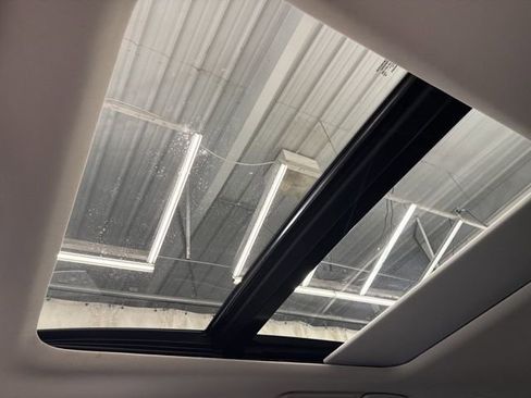 Used 2023 INFINITI QX60 Sensory AWD/4WD image 33