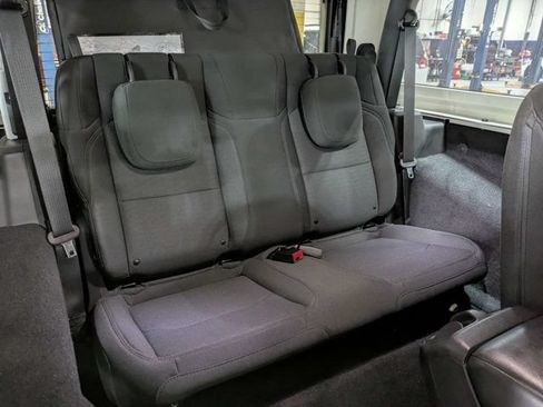 Used 2020 Jeep Wrangler Sport AWD/4WD image 16