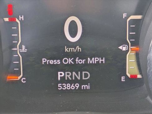 Used 2019 Jeep Wrangler Unlimited Sahara w/ Safety Group image 10