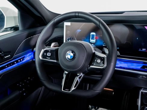 Used 2025 BMW 740i w/ Premium Package RWD image 55