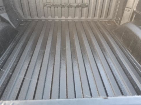 Used 2022 GMC Sierra 1500 Denali w/ Driver Alert Package II image 6