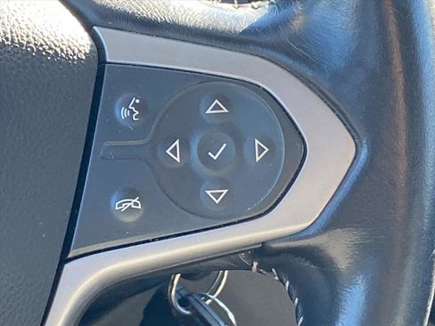 Used 2018 Chevrolet Colorado LT w/ Luxury Package, Chrome image 9