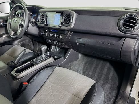 Used 2023 Toyota Tacoma TRD Sport AWD/4WD image 30